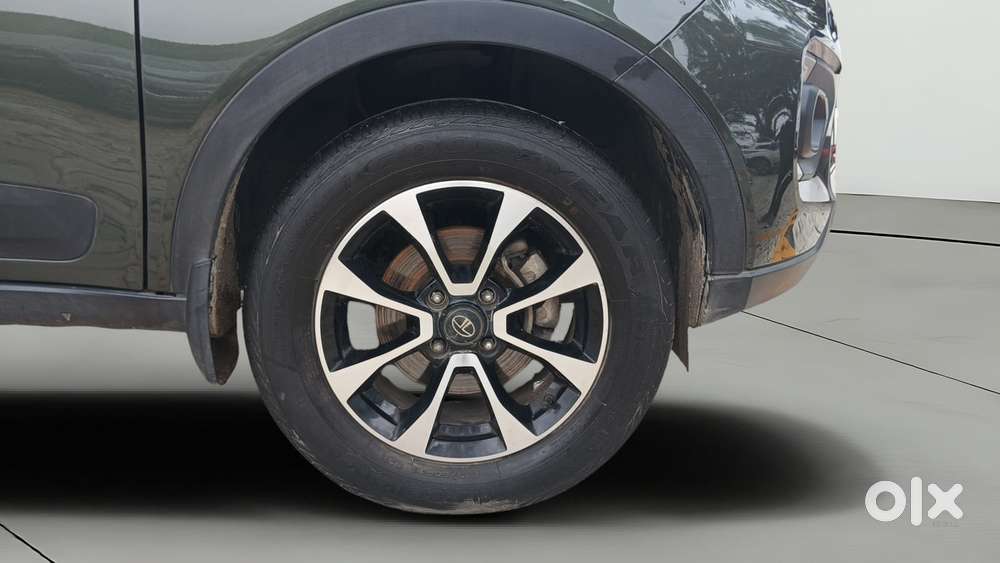 Tata Nexon 1.2 Revotron Xza Plus, 2021, Petrol