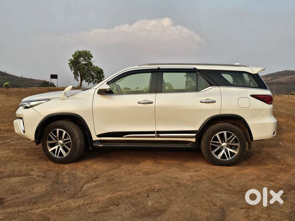 Toyota Fortuner [2021-ongoing] 2.8 2wd Diesel At, 2020, Diesel