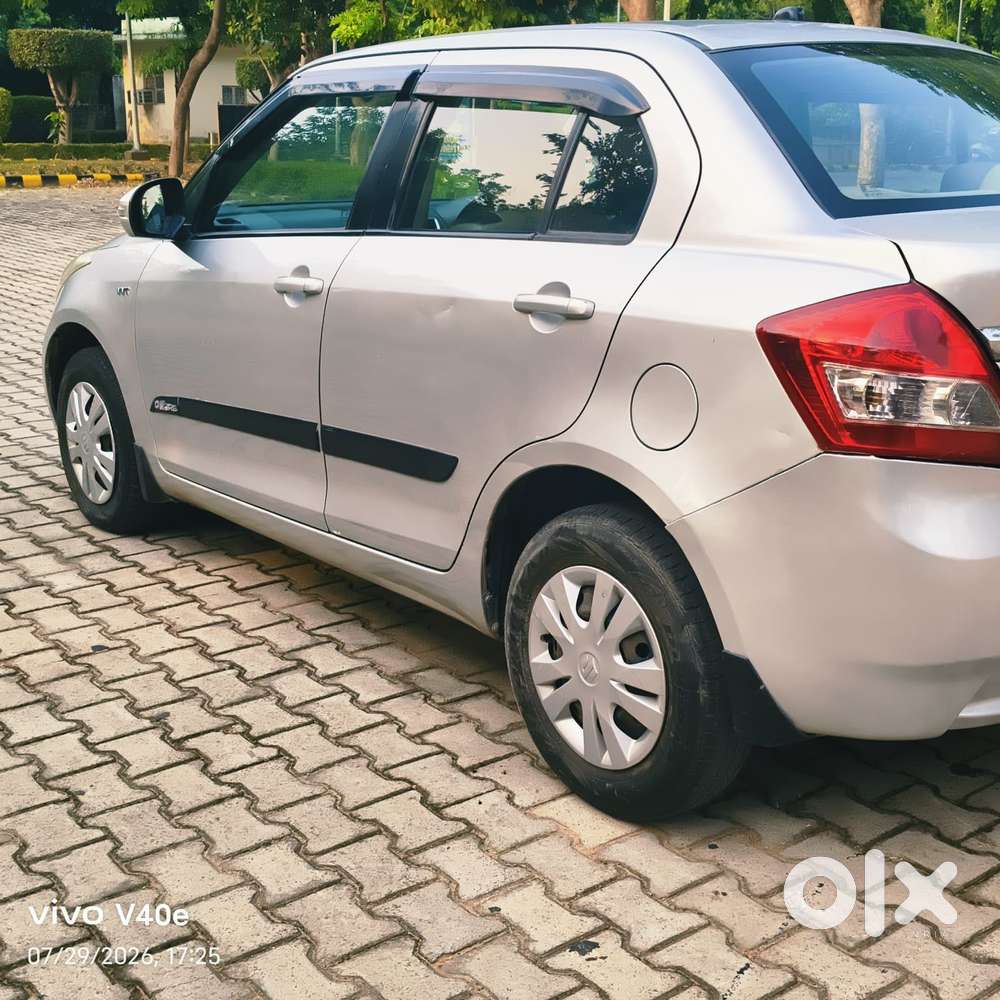 Maruti Suzuki Swift Dzire Vxi Optional, 2013, Petrol