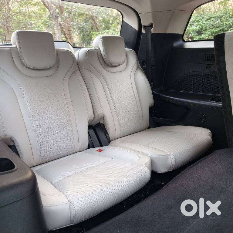 Mahindra Xuv700 2.2 Ax 7 Diesel At Luxury Pack Str, 2022, Diesel