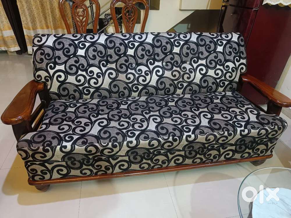Sofa is of Sagon