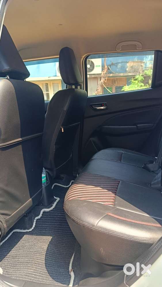 Maruti Suzuki Swift Vxi + Manual, 2023, Petrol
