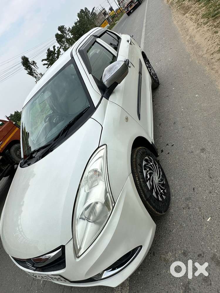 Maruti Suzuki Swift Dzire 2016 Petrol 71000 Km Driven