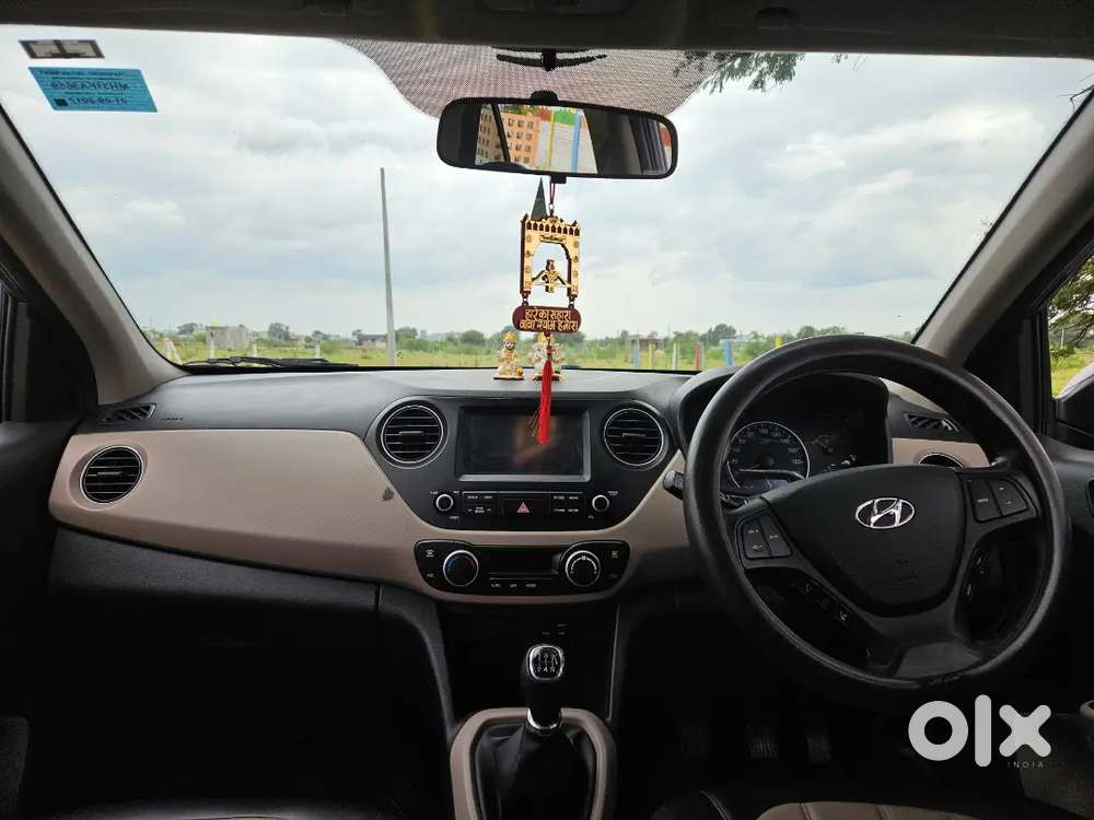 2017 Hyundai Grand I10 Asta Top Model Push Button Start