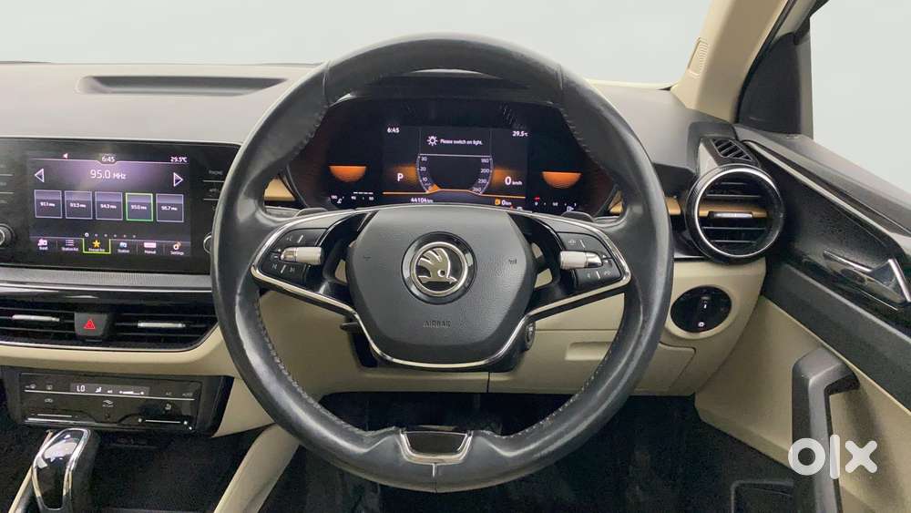 Skoda Slavia 1.5 Tsi Style Dsg, 2022, Petrol