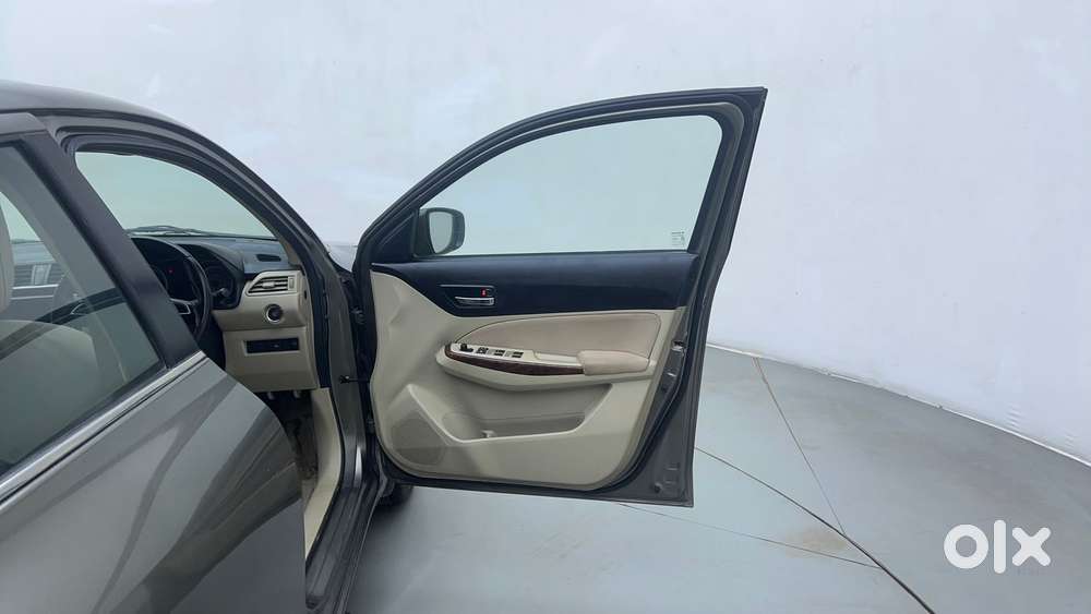 Maruti Suzuki Dzire 1.2 Zxi Plus Amt, 2018, Petrol