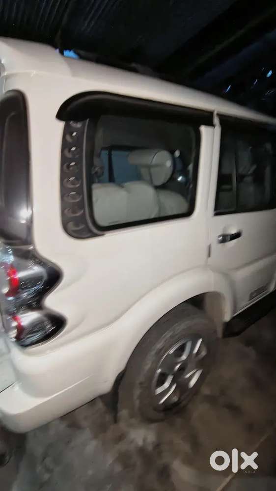 Mahindra Scorpio Classic 2015