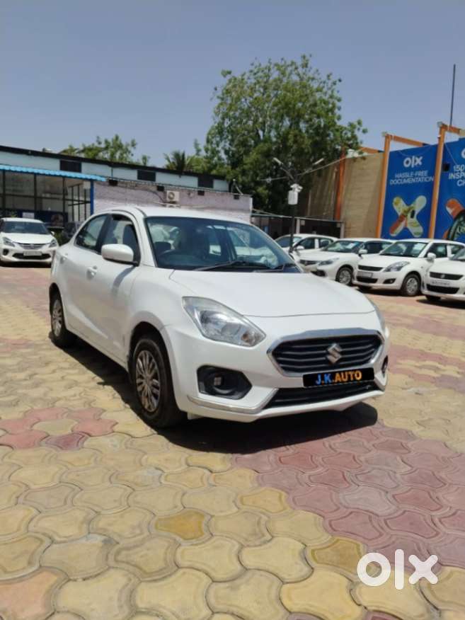 Maruti Suzuki Dzire 1.2 Vxi, 2018, Petrol