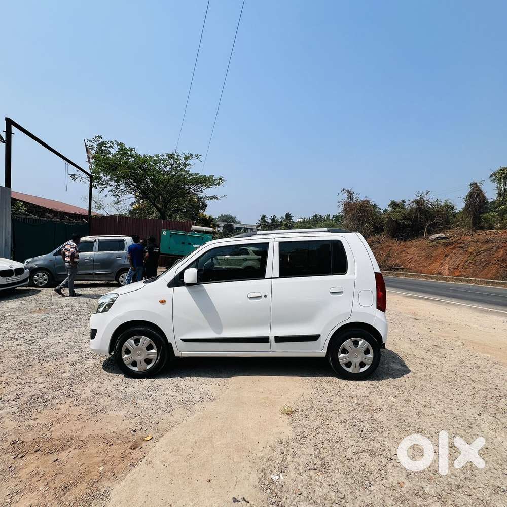 Maruti Suzuki Wagon R Vxi 1.0, 2017, Petrol