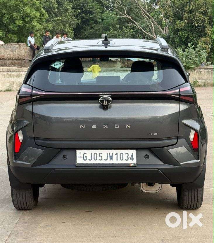 Tata Nexon Fearless Plus (ps) 1.2 Icng 6mt Red Dark Edition, 2026, C..