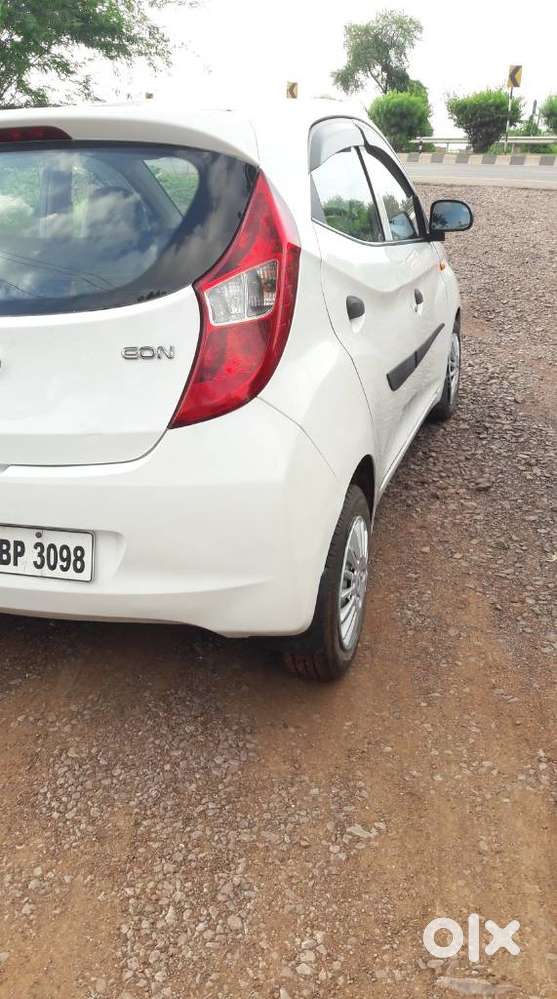 Hyundai Eon Era +, 2018, Petrol