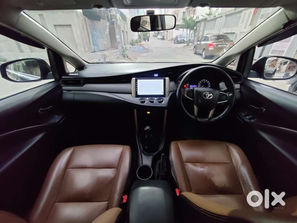 Toyota Innova Crysta 2.4 G Mt 8s, 2017, Diesel