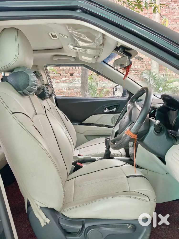 Mahindra Xuv300 Diesel 2023 First Owner