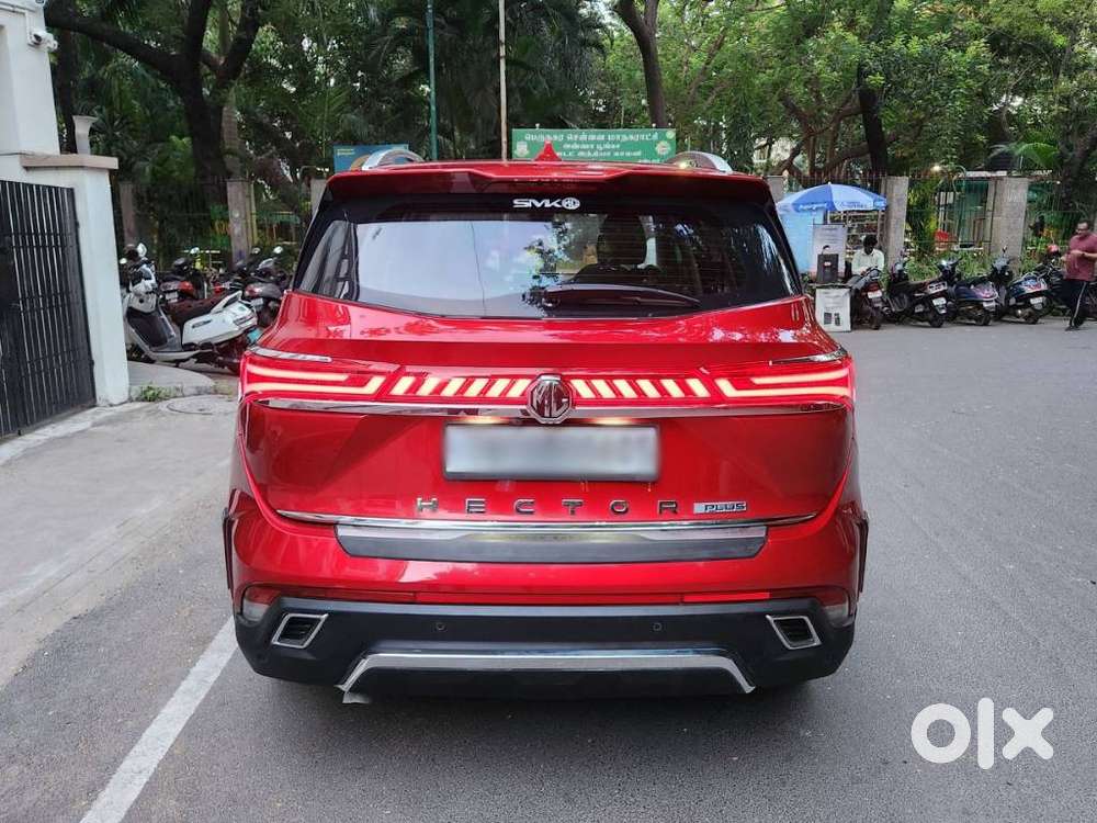 Mg Hector Plus Sharp Pro 1.5 Turbo Petrol Cvt 7 Str, 2023, Petrol