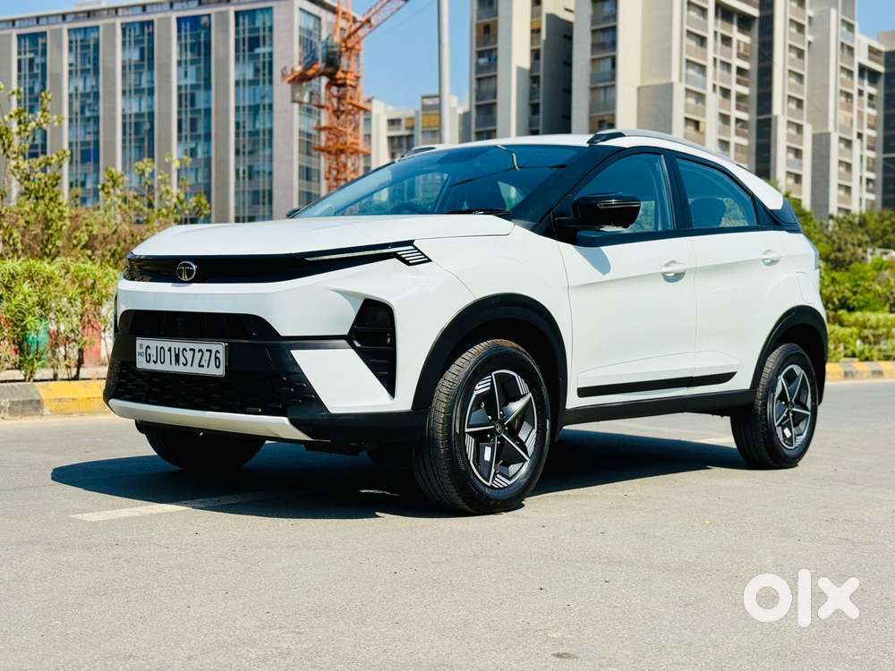 Tata Nexon, 2024, Petrol