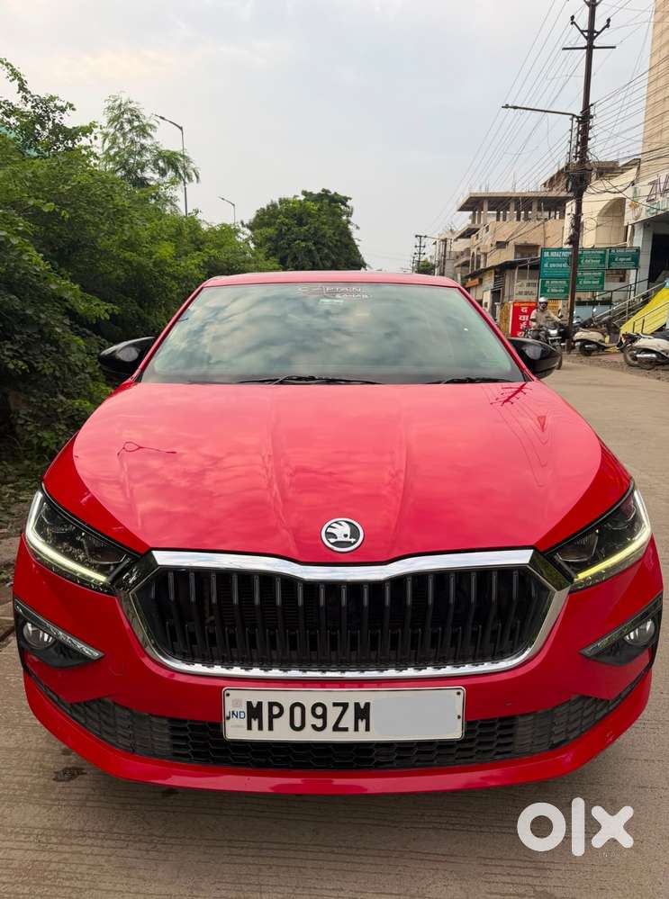 Skoda Slavia Style 1.0l Tsi Mt, 2023, Petrol