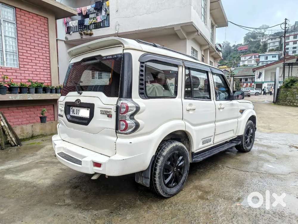 Mahindra Scorpio 2016 Diesel Well Maintained