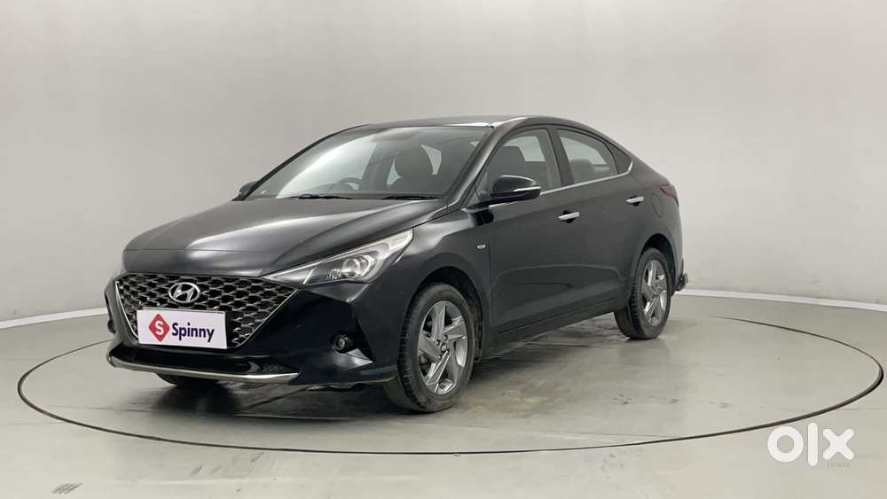 Hyundai Verna 1.5 Sx Vtvt Ivt, 2022, Petrol