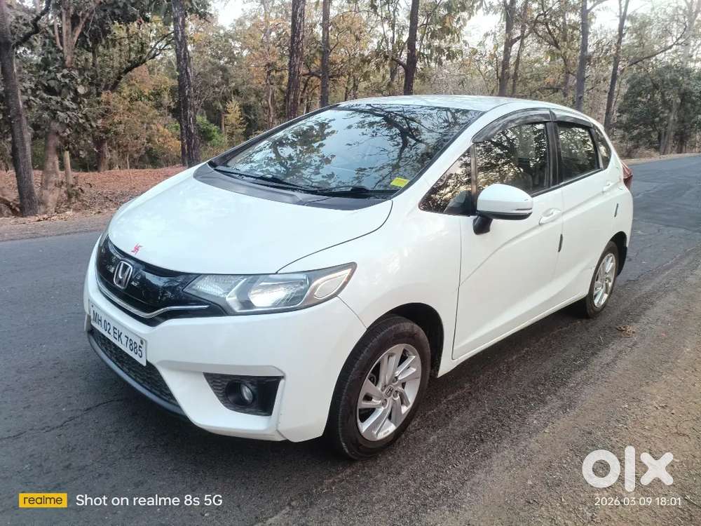 Lady Professor Use Car.honda Jazz 2017 Petrol 20000 Km Driven