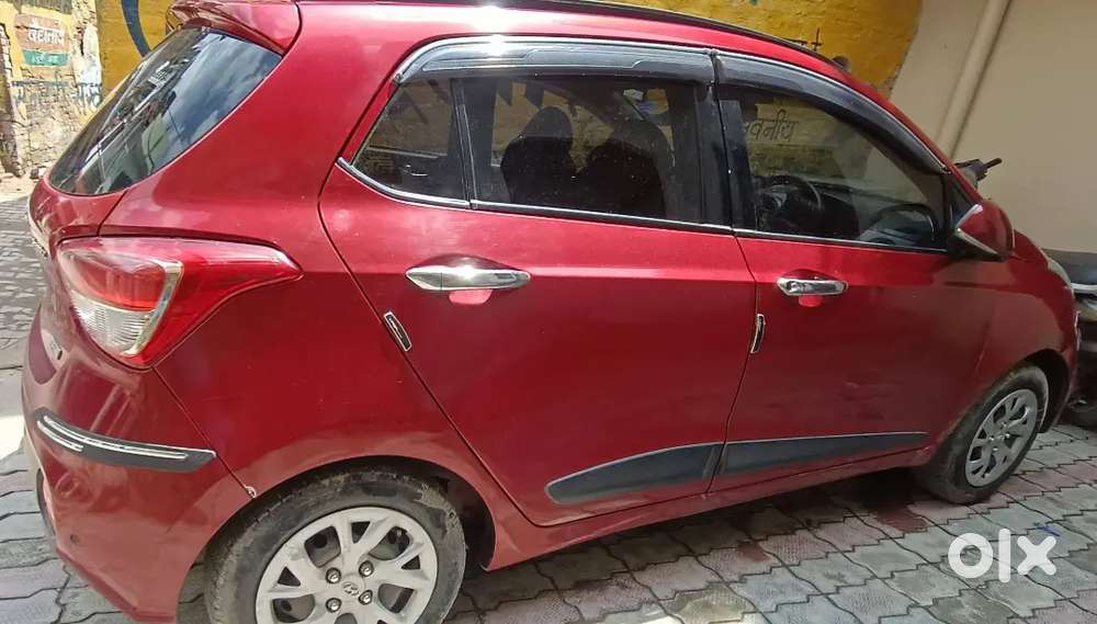 Hyundai Grand I10 Sportz 2018 Car 24 Spiny Wale Msg Na Kren