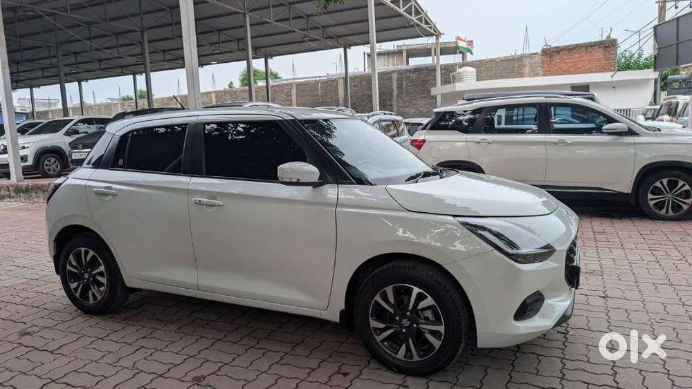 Maruti Suzuki Swift Zxi Plus, 2025, Petrol