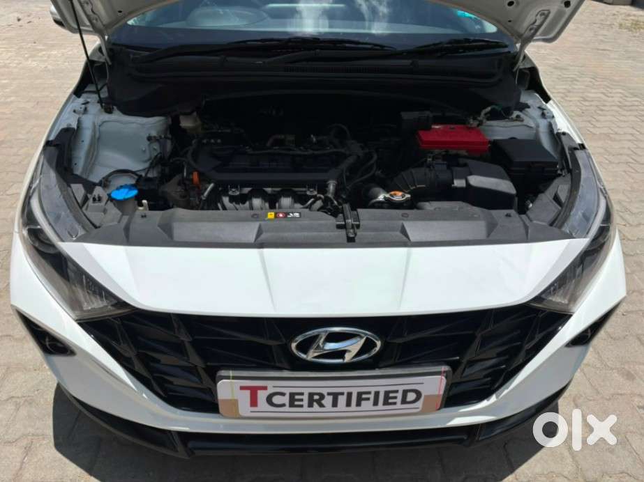 Hyundai I20 Asta (o) 1.2 Ivt, 2023, Petrol