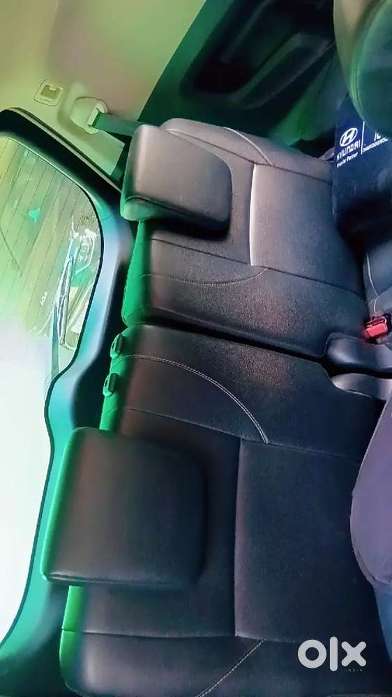 Toyota Innova Crysta 2.4 Z
