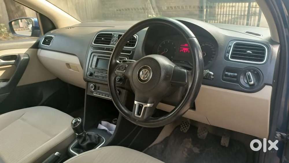Volkswagen Polo Petrol Highline 1.2l, 2014, Petrol