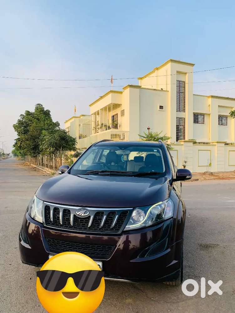 Mahindra Xuv500 2017 Diesel 80000 Km Driven