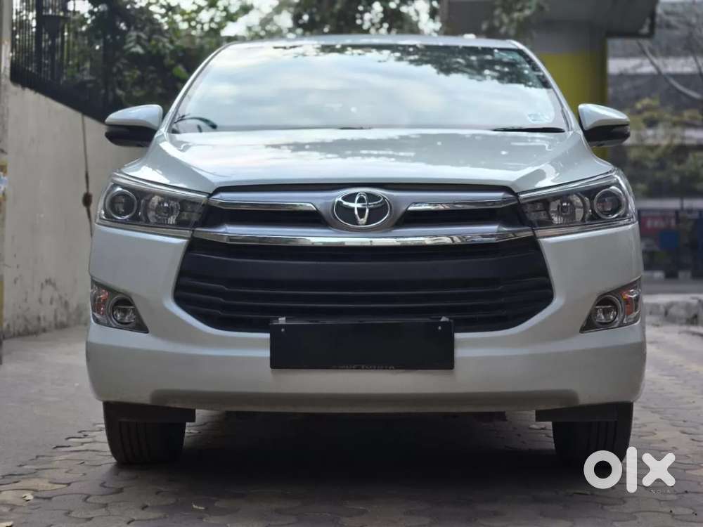 Toyota Innova Crysta 2.4 V 7 Str, 2016, Diesel