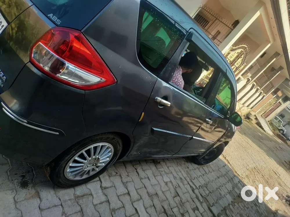 Maruti Suzuki Ertiga 2014 Petrol 112000 Km Driven