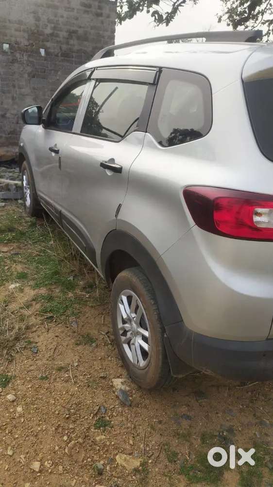 Renault Triber 2022 Petrol Well Maintained