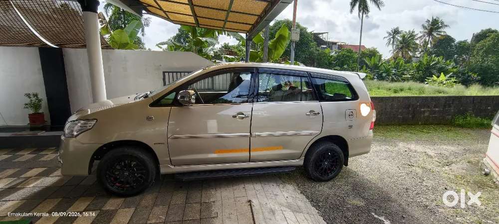 Toyota Innova 2013 Diesel Third Owner