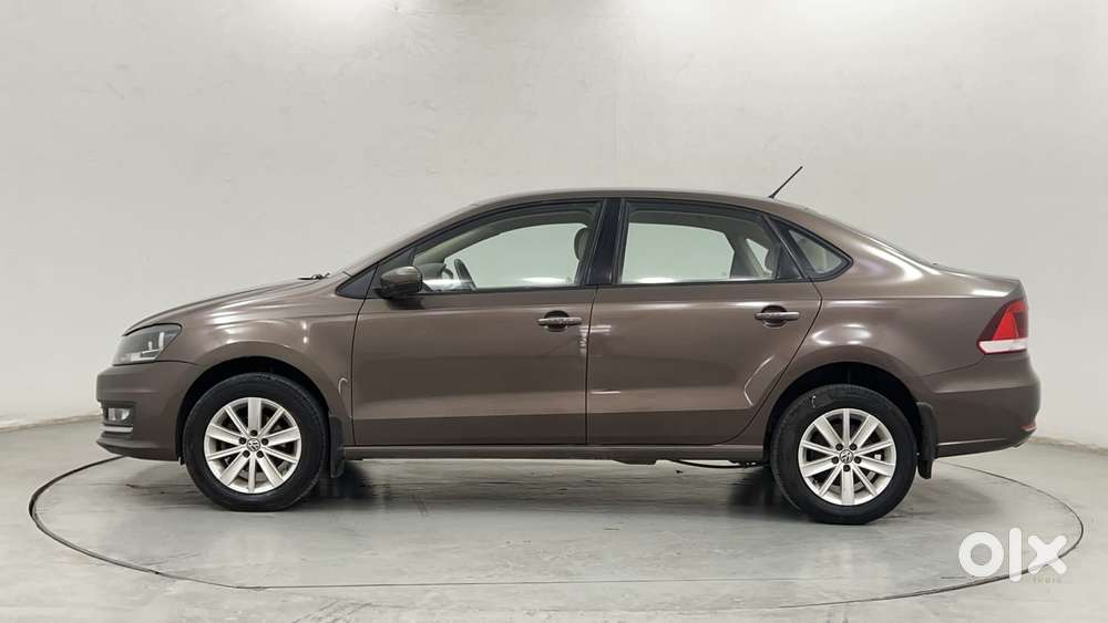 Volkswagen Vento Petrol Highline, 2016, Petrol