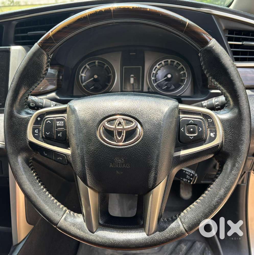 Toyota Innova Crysta 2.4 Z 7 Str, 2017, Diesel