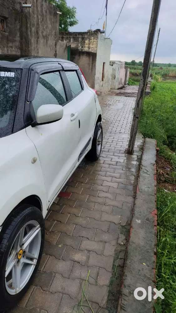 Maruti Suzuki Swift Lxi (zxi Converted), Nov 2021, 54,000 Km, Petrol,