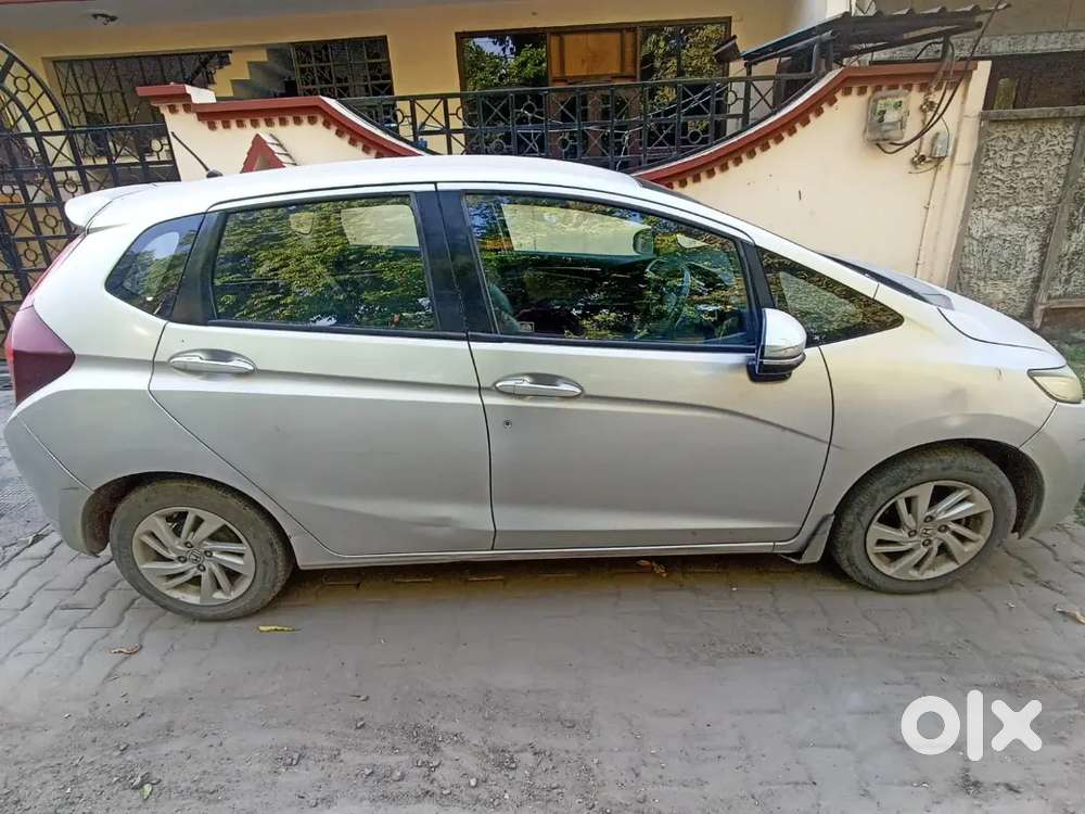 Honda Jazz 2016 Diesel 90000 Km Driven