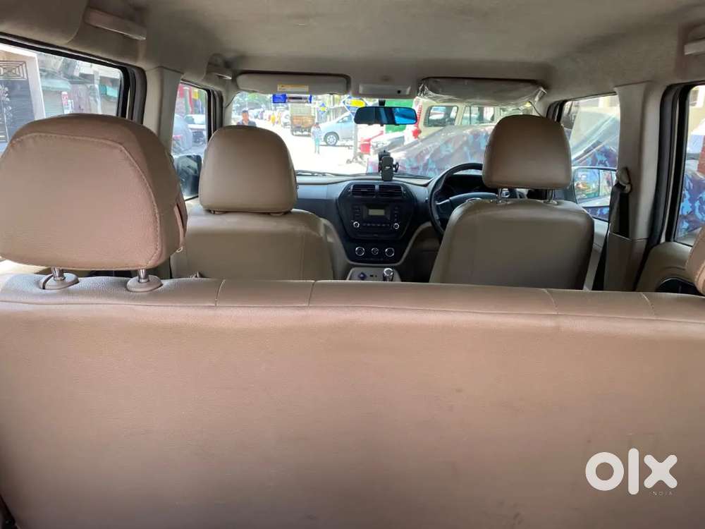 Mahindra Tuv 300 1.5 Plus 2015