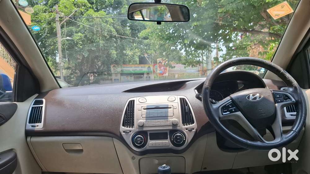 Hyundai I20 Sportz 1.2 Bs-iv, 2011, Petrol