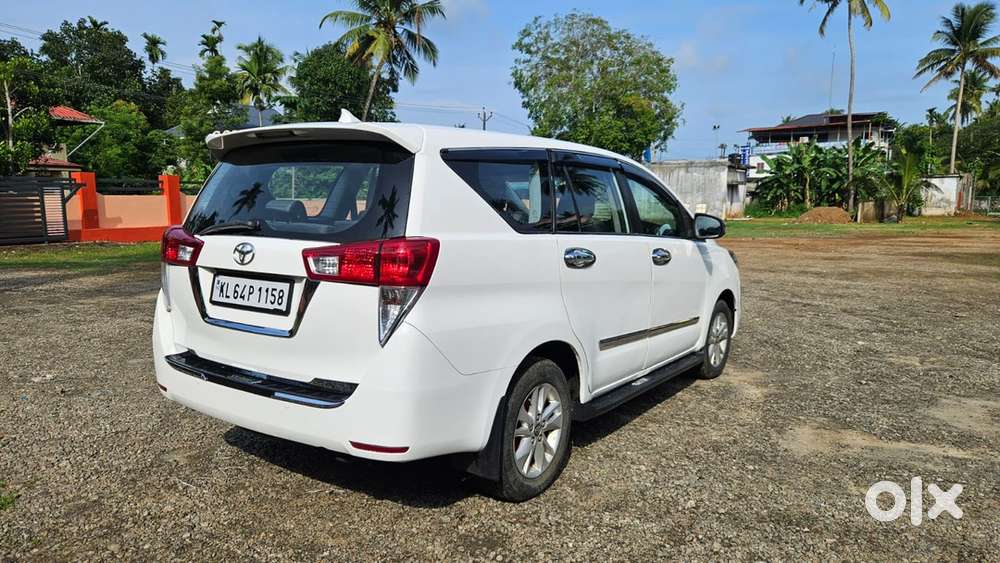 Toyota Innova Crysta 2018