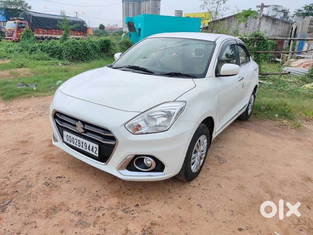 Maruti Suzuki Dzire 1.2 Vxi, 2022, Petrol