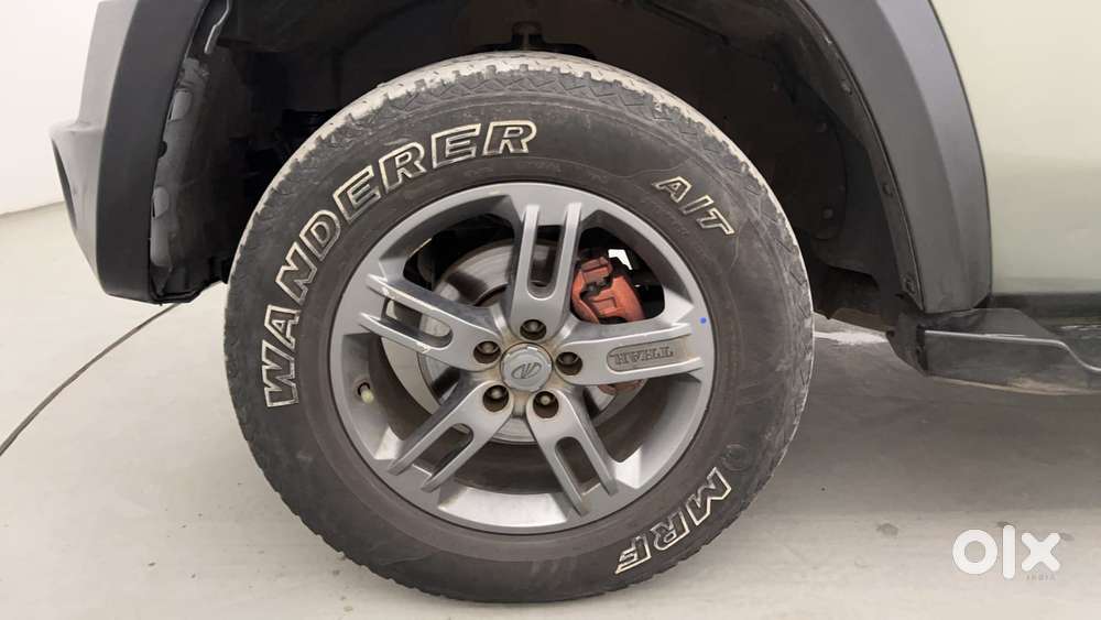 Mahindra Thar Lx Hard Top Petrol At Rwd, 2021, Petrol