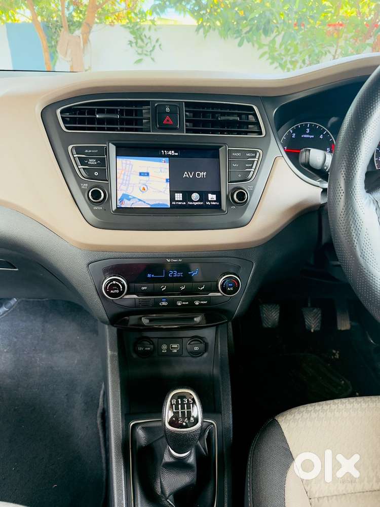 Perfectly Maintained, No Accident History , No Replacement, 20+ Milege