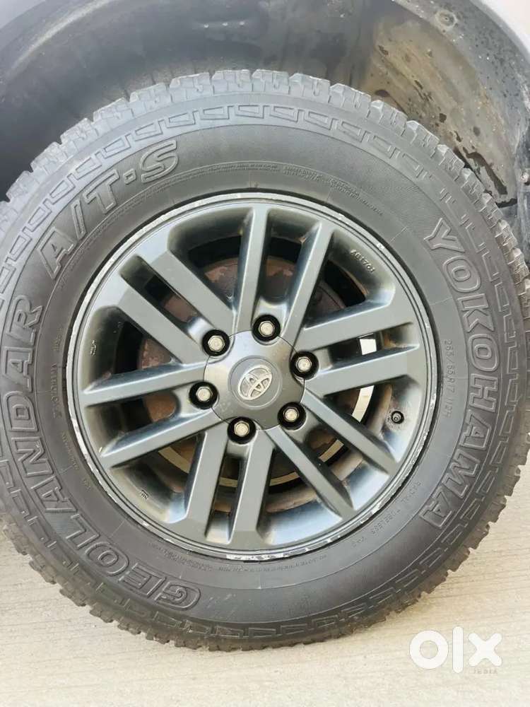 Toyota Fortuner 2016