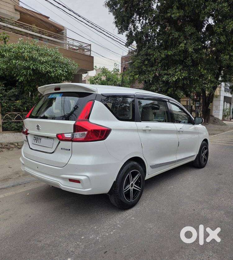Maruti Suzuki Ertiga Vxi Shvs, 2019, Petrol