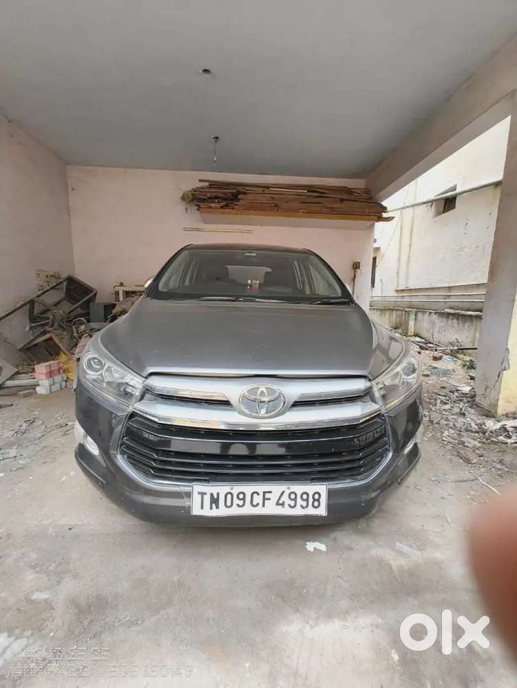 Toyota Innova Crysta 2016