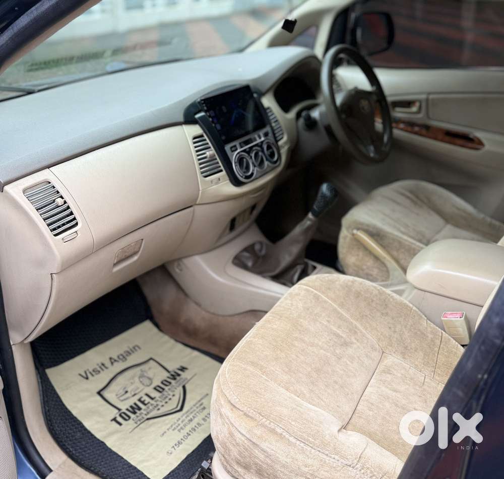 Toyota Innova 2.5 G (diesel) 8 Seater, 2005, Diesel