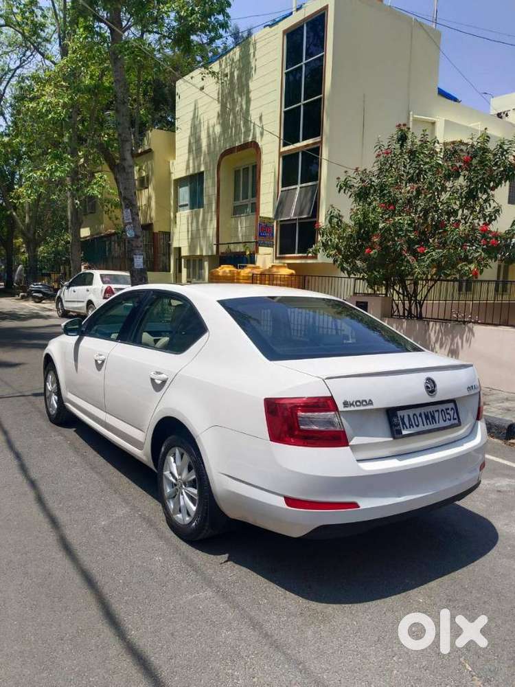 Skoda Octavia 2013-2017 Style Plus 1.8 Tsi At, 2016, Petrol