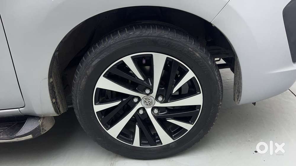 Toyota Innova Crysta [2020-ongoing] 2.7 Zx At 7 Str, 2022, Petrol