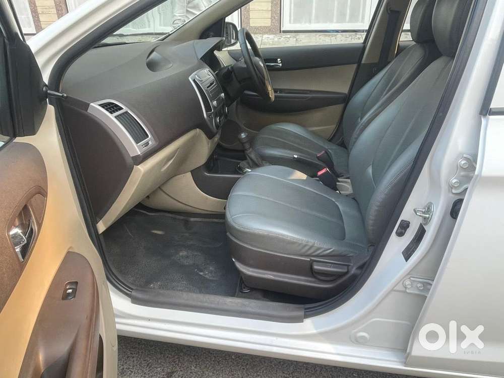 Hyundai I20 2009-2011 Magna, 2011, Petrol